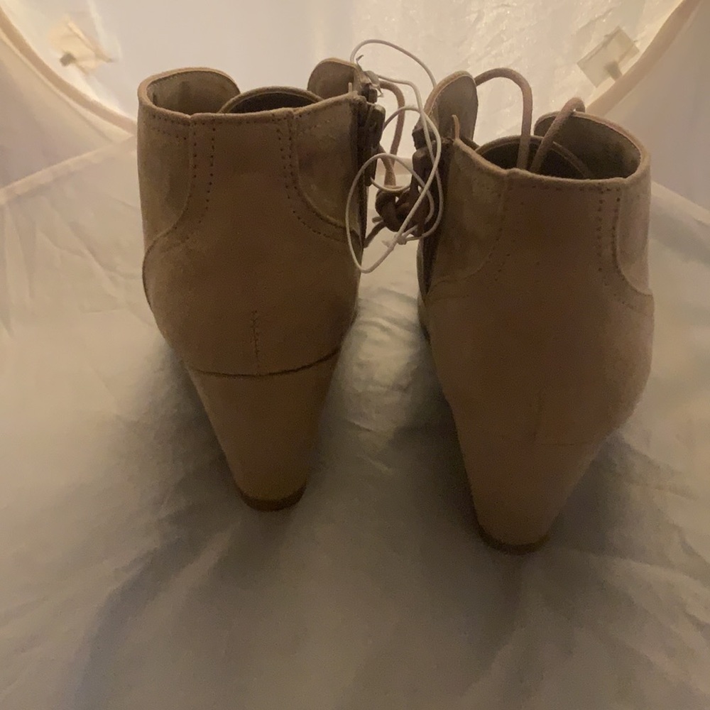 Women’s 6.5W Brown Suede Wedge Booties NEW - Picture 2 of 7